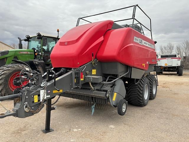 Image of Massey Ferguson LB2244 Primary image