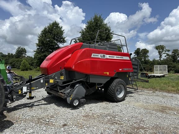 Image of Massey Ferguson LB2244 Primary image