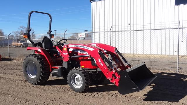 Image of Massey Ferguson 1835E equipment image 2