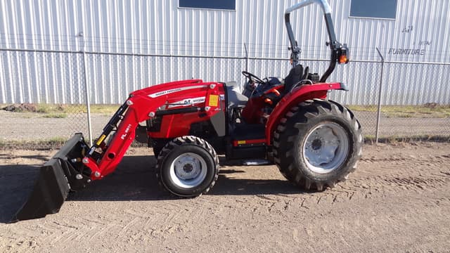 Image of Massey Ferguson 1840M equipment image 1