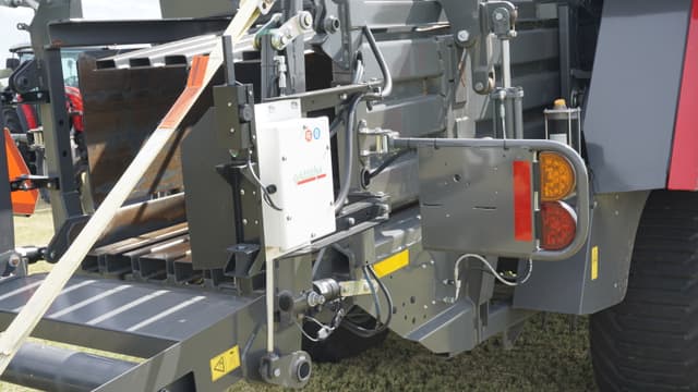 Image of Massey Ferguson LB2234 equipment image 1