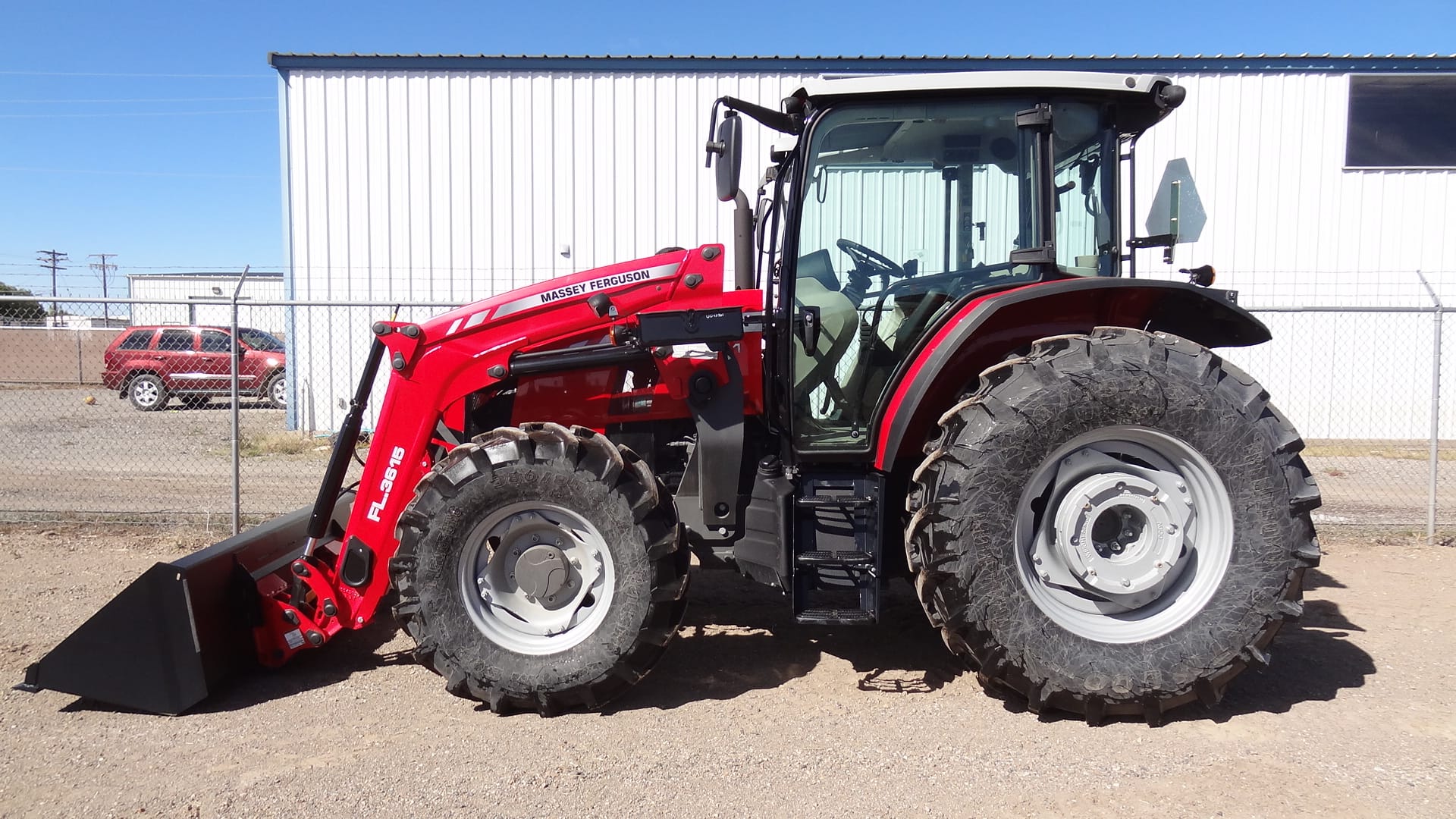 2023 Massey Ferguson 5711D Equipment Image0