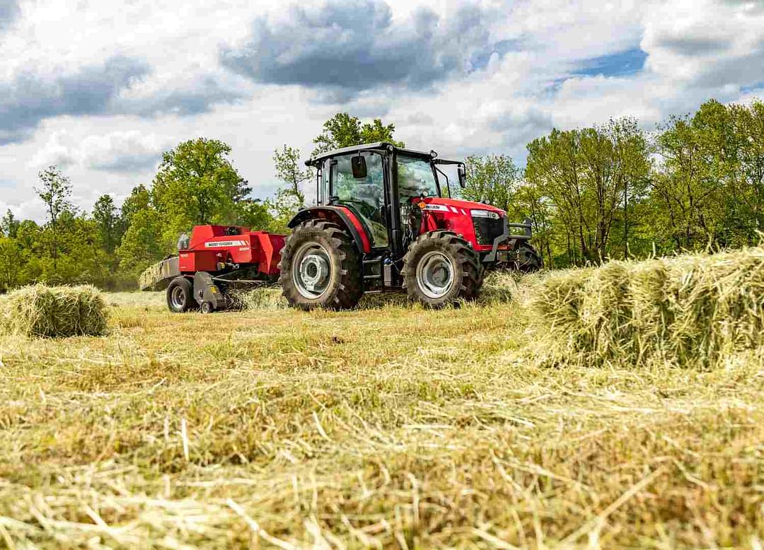 Image of Massey Ferguson 5711D Primary image