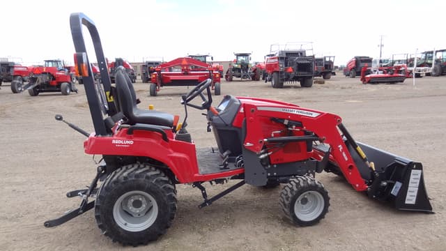 Image of Massey Ferguson GC1723E equipment image 1