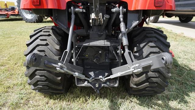 Image of Massey Ferguson GC1723E equipment image 3