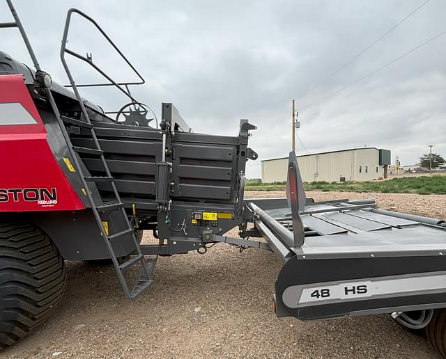 Image of Massey Ferguson LB2234 equipment image 2