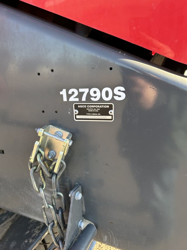 Image of Massey Ferguson LB2244 equipment image 4