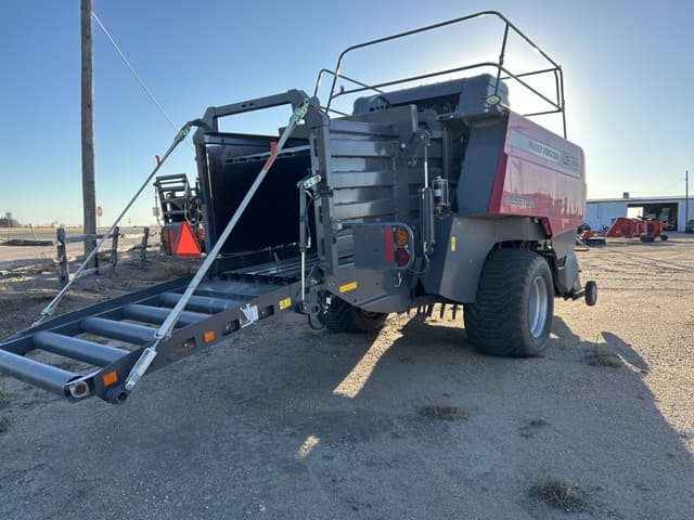Image of Massey Ferguson LB2244 equipment image 1