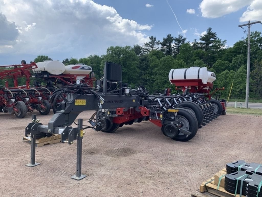 Main image Massey Ferguson MFVF