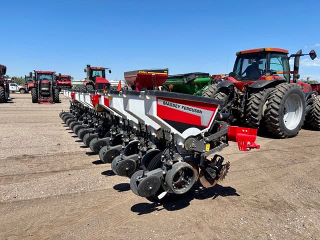 Image of Massey Ferguson PA W12-30 equipment image 1