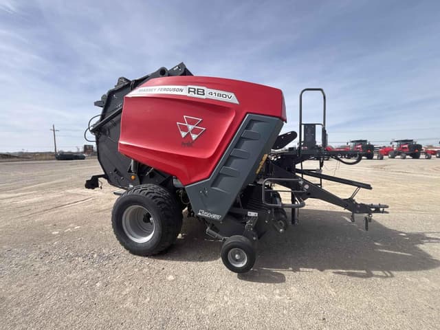 Image of Massey Ferguson RB4180V equipment image 3