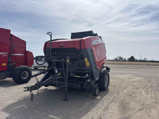 Image of Massey Ferguson RB4180V equipment image 1
