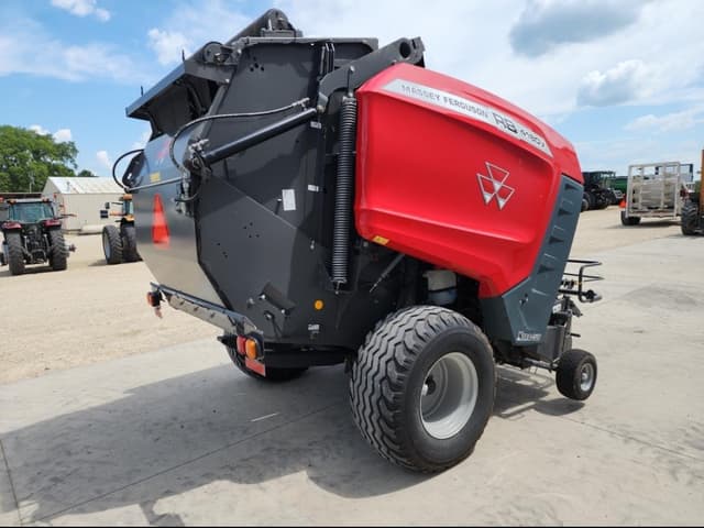 Image of Massey Ferguson RB4180V equipment image 1