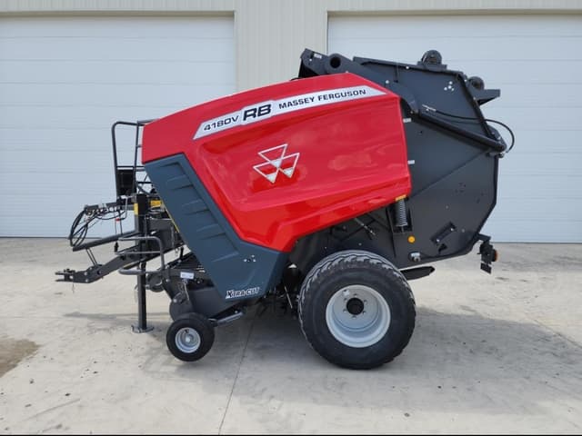 Image of Massey Ferguson RB4180V equipment image 4