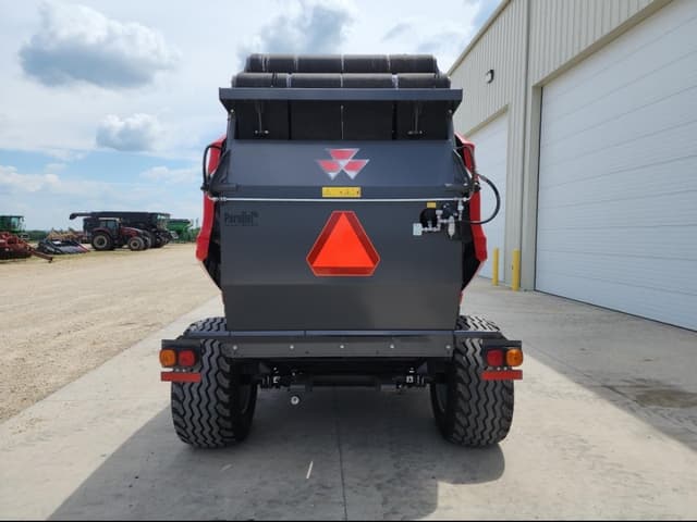 Image of Massey Ferguson RB4180V equipment image 2