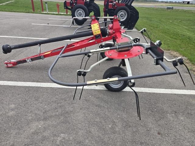 Image of Massey Ferguson TD252TR equipment image 3