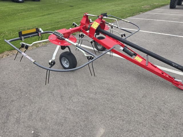 Image of Massey Ferguson TD252TR equipment image 2