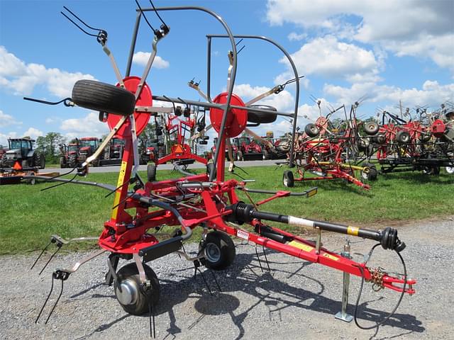 Image of Massey Ferguson TD524 equipment image 1