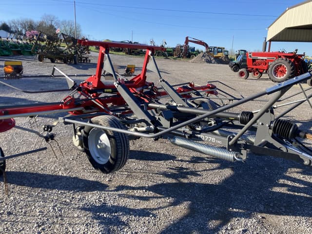 Image of Massey Ferguson TD776TRC equipment image 4