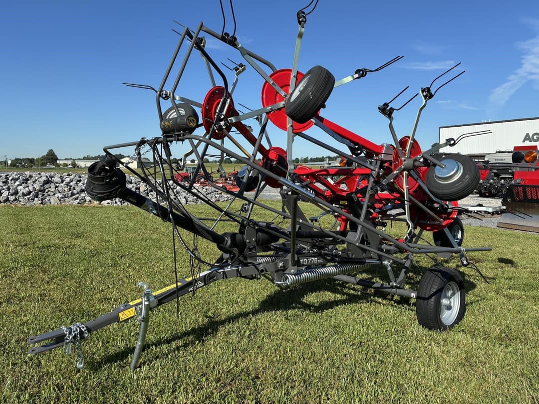 Image of Massey Ferguson TD776TRC Primary Image