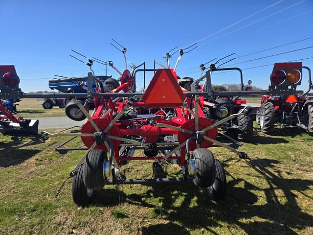 Image of Massey Ferguson TD776TRC equipment image 2