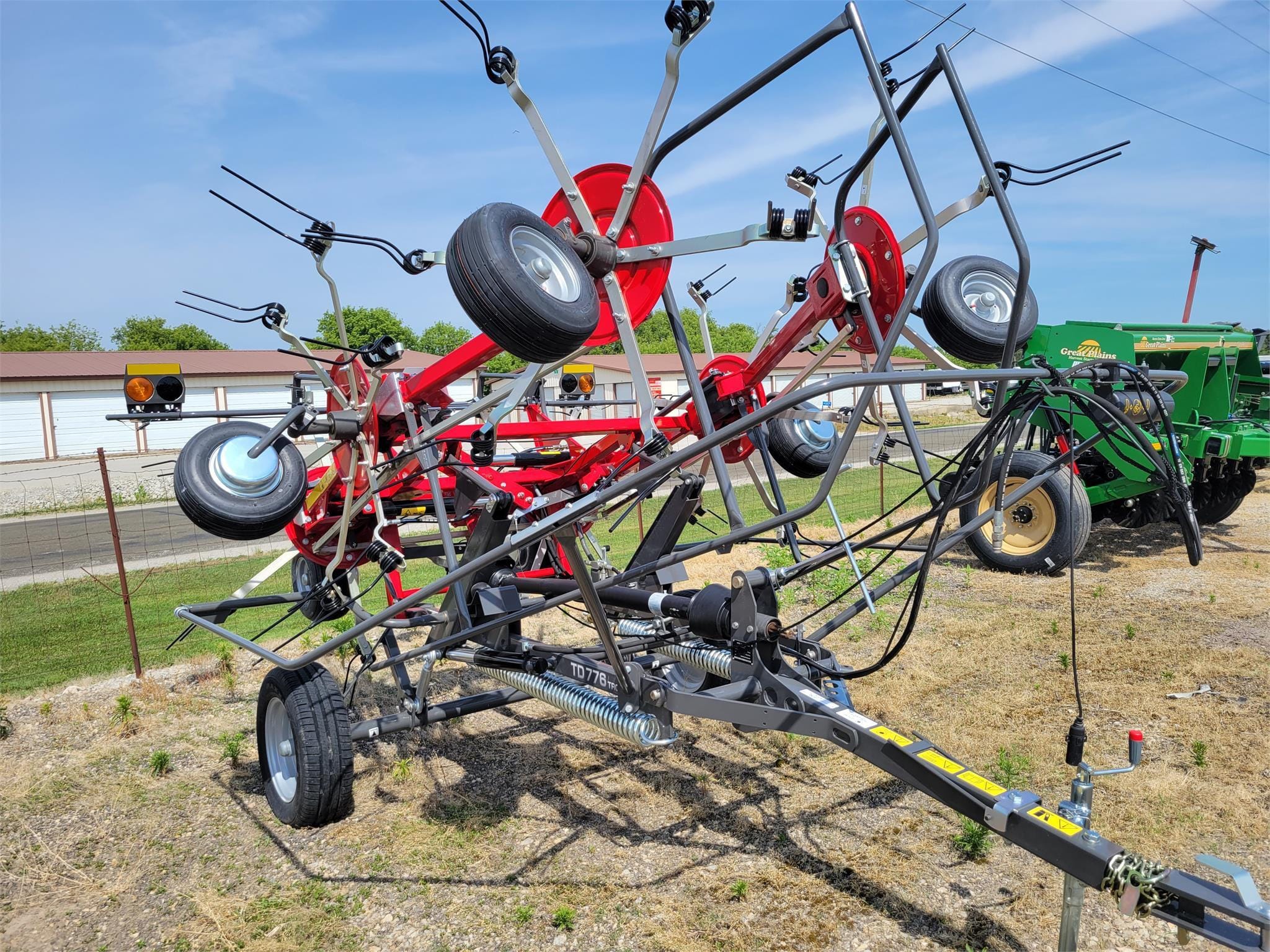 Main image Massey Ferguson TD776TRC