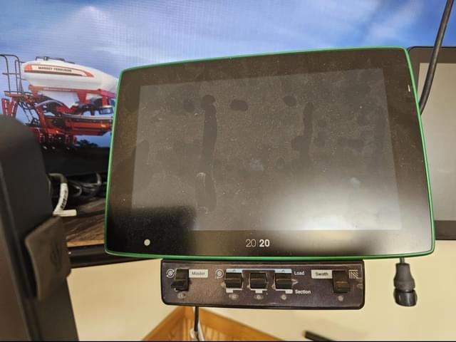 Image of Massey Ferguson VF1230 equipment image 2