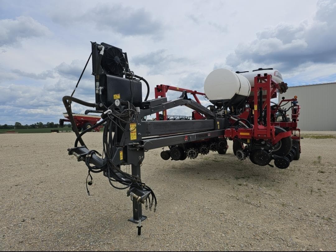 Image of Massey Ferguson VF1230 Primary image