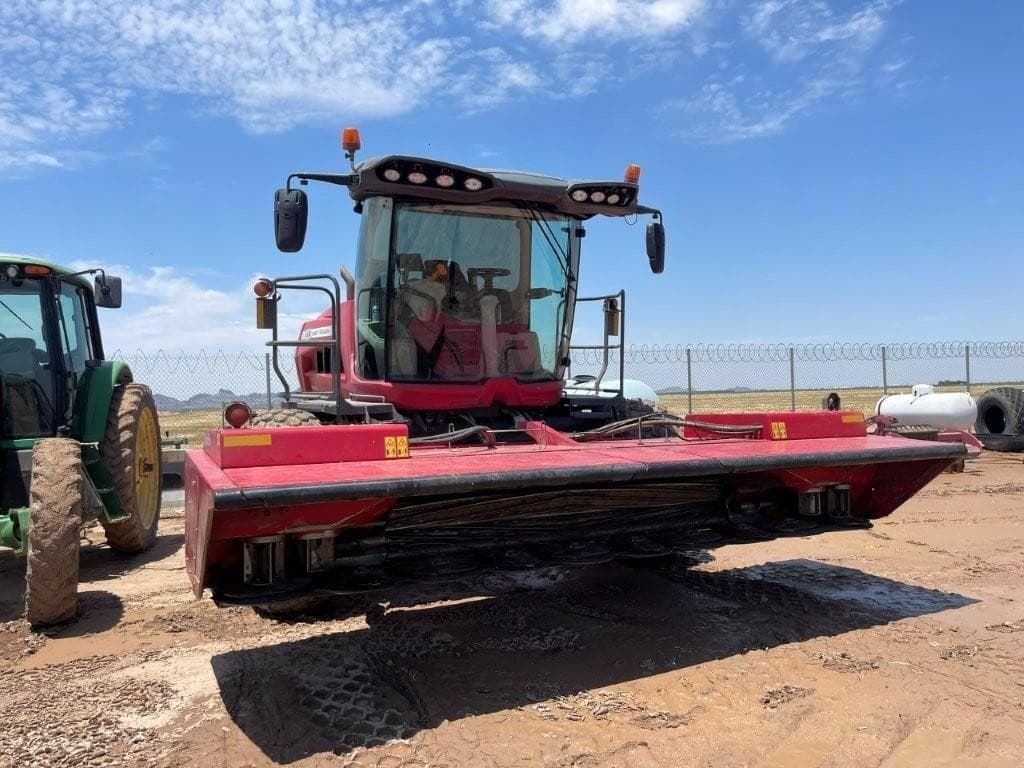 Image of Massey Ferguson WR235 Image 1