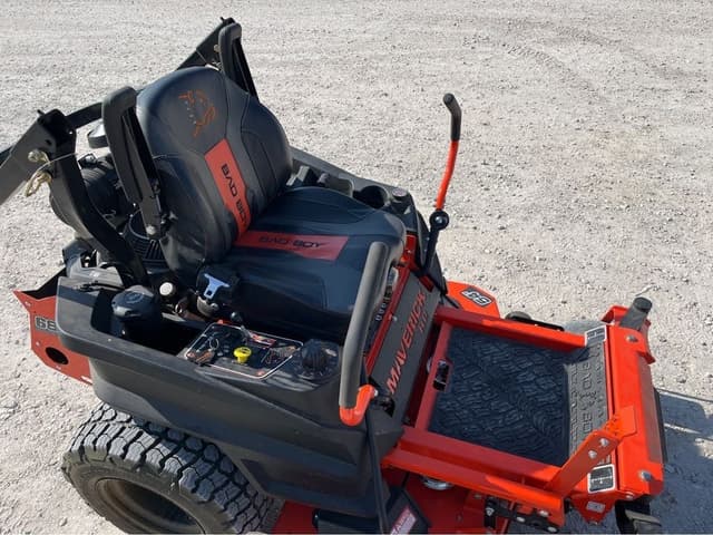 Image of Bad Boy Maverick equipment image 2