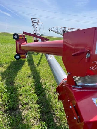 2023 Mayrath 10x83 Equipment Image0