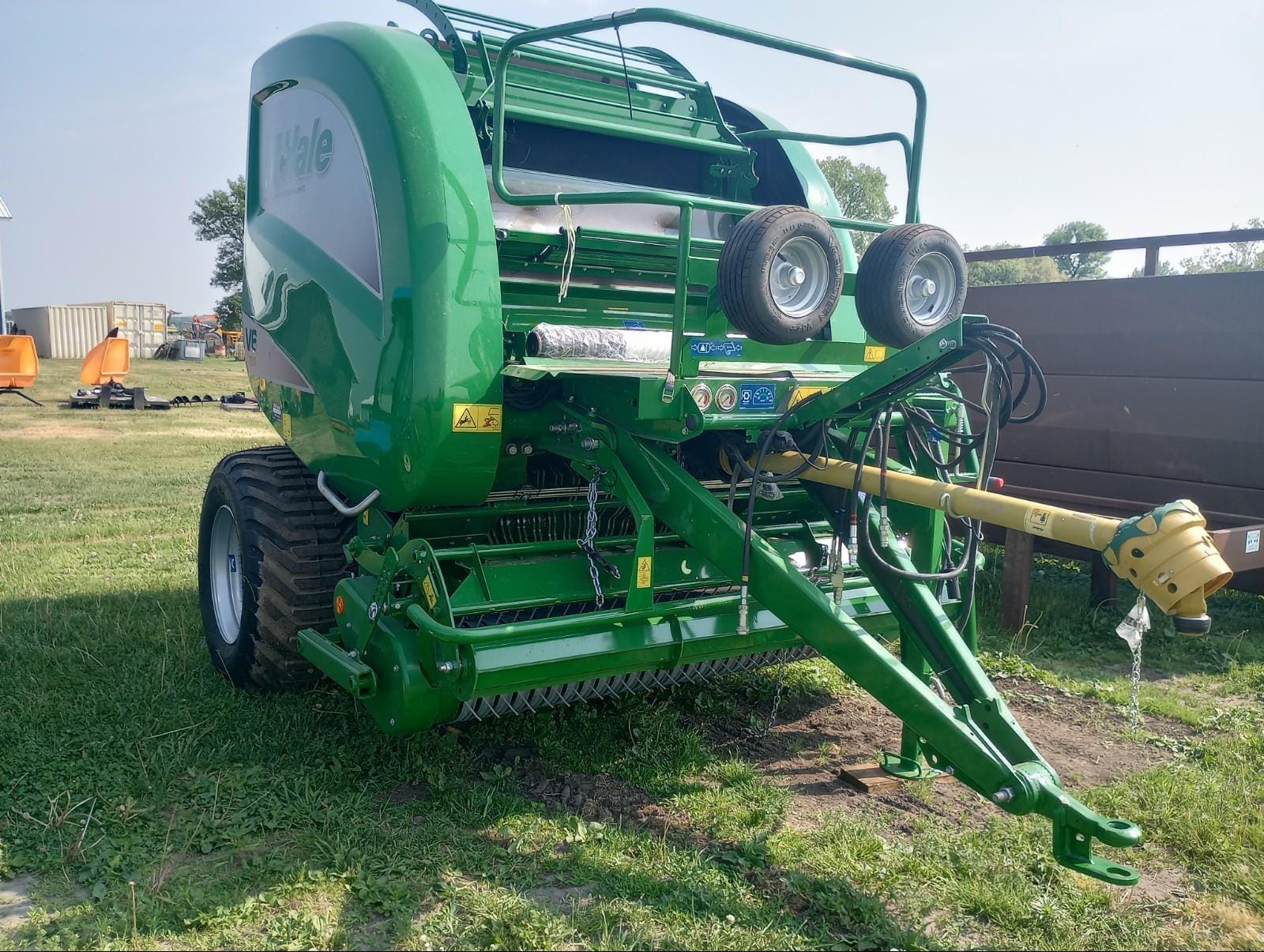 2023 McHale V6 750 Equipment Image0