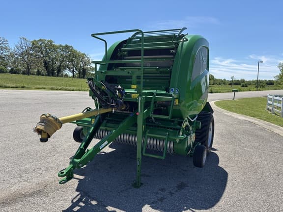 Image of McHale V6 750 equipment image 1