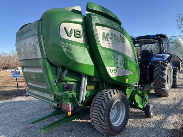 Image of McHale V8 950 equipment image 1