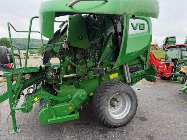 Image of McHale V8 950 equipment image 4