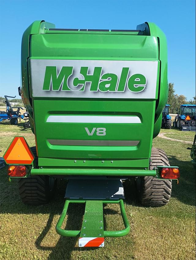 Image of McHale V8 950 equipment image 2