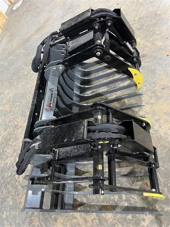 Image of MDS Iron Eagle Slat Bucket equipment image 2