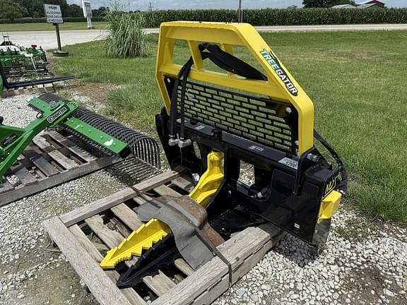 Image of MDS Tree Gator equipment image 1