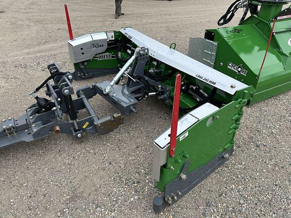 Image of Metal Pless Agrimaxx equipment image 2