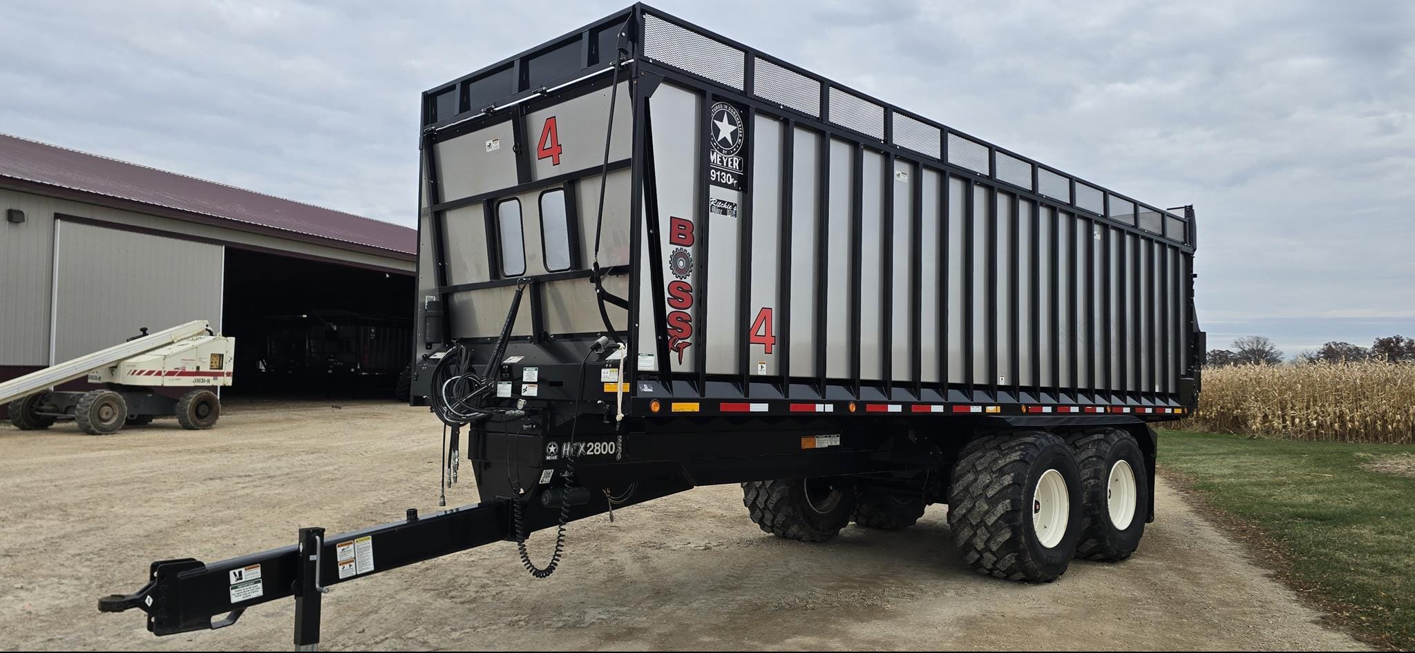 2023 Meyer 9130RT Equipment Image0