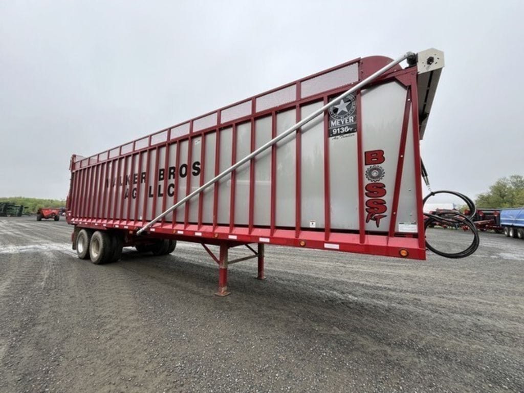 2023 Meyer 9136RT Equipment Image0