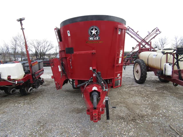 Image of Meyer F700 equipment image 3