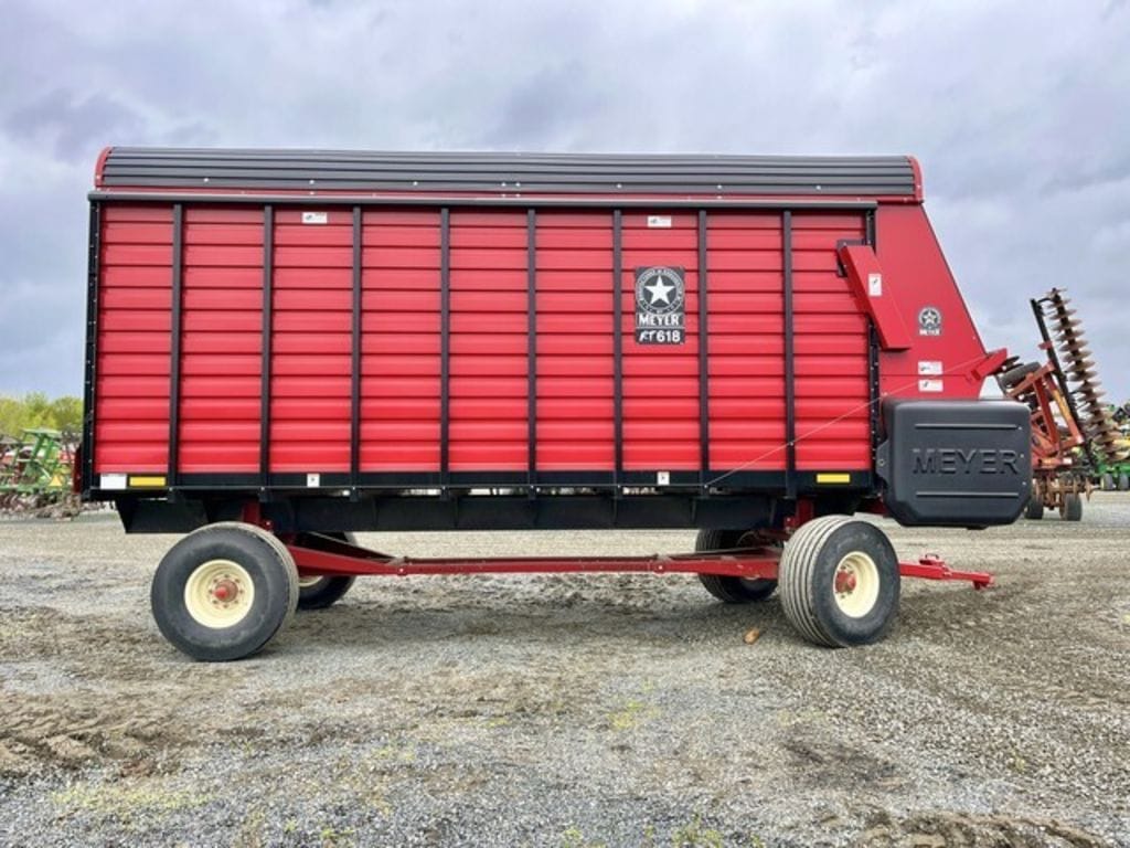 2023 Meyer RT618 Equipment Image0