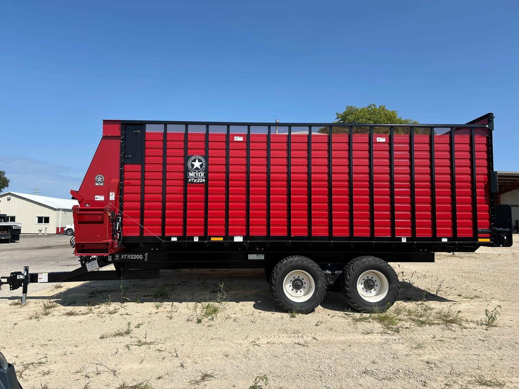 2023 Meyer RTX224 Equipment Image0