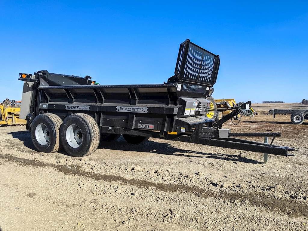 2024 Meyer's VB235 Equipment Image0