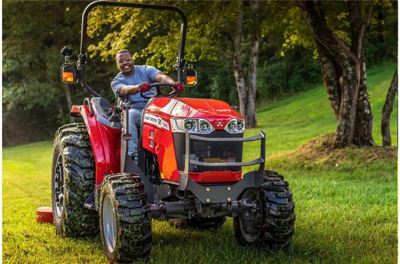 2024 Massey Ferguson 1835M Equipment Image0