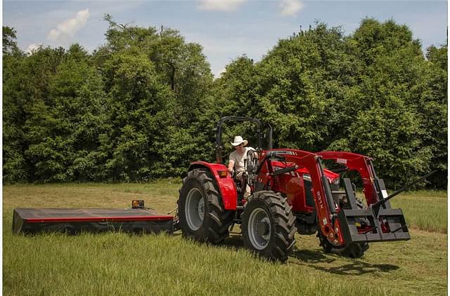 Image of Massey Ferguson 4710 equipment image 3
