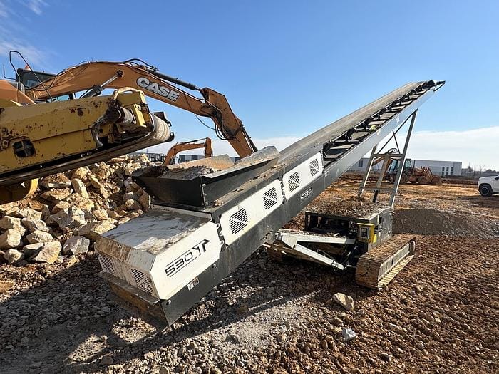 2023 MGL 530T Stacker Equipment Image0