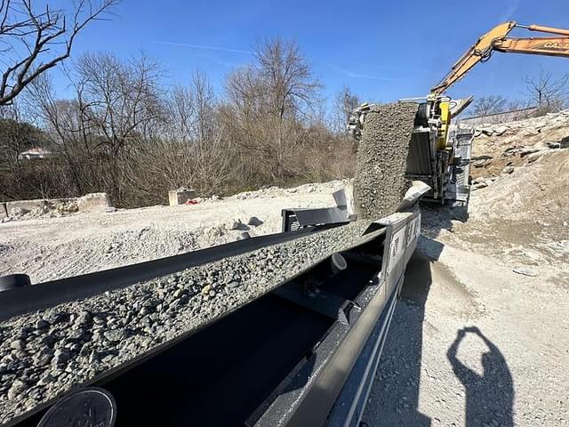 Image of MGL 530T Stacker equipment image 4