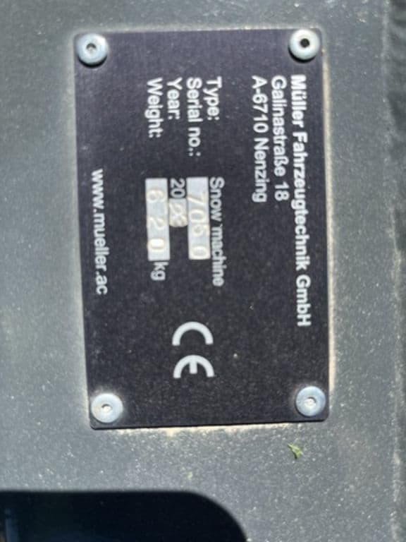 Image of Mueller 12-Way Front Blade Image 1